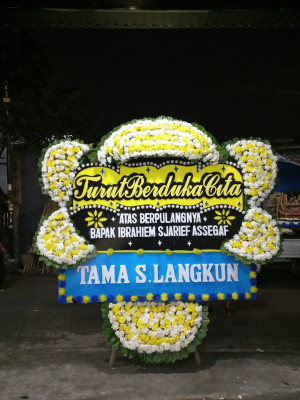 Papan Bunga Duka di Wedomartani